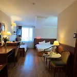 Reda Homestay