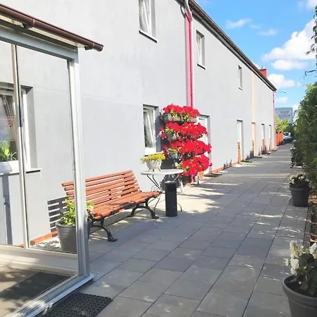 בית אירוח Reda *