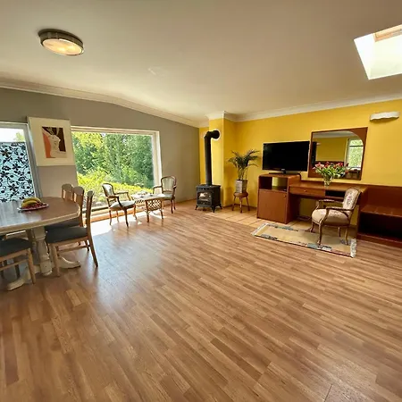 Reda בית אירוח *