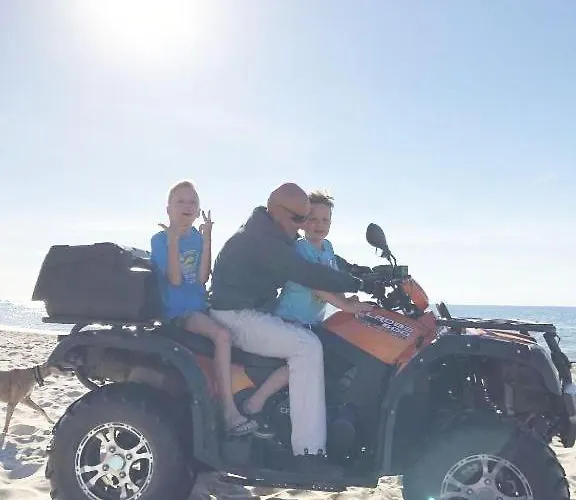 Δωμάτια σε οικογενειακή κατοικία Reda *